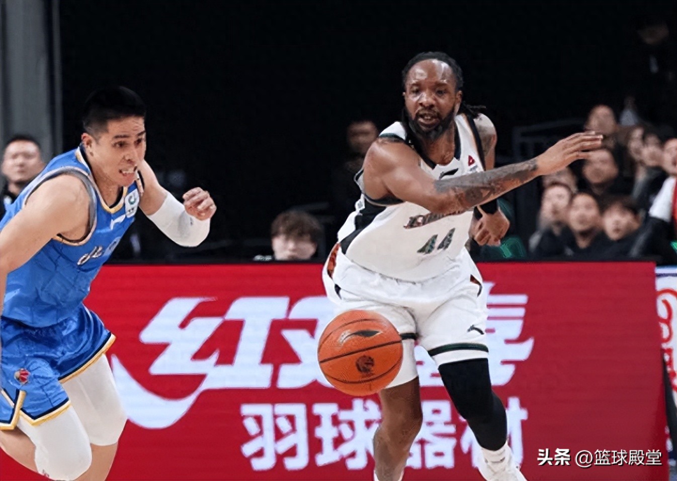  辽宁81-94北京遭四坏消息！威尔斯狂铁，2将出弊端，末节隐患大！