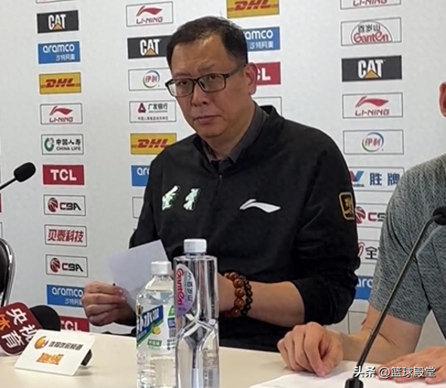  输北京发布会！吴乃群回应连续3T要问当值裁判，付豪致谢辽迷！