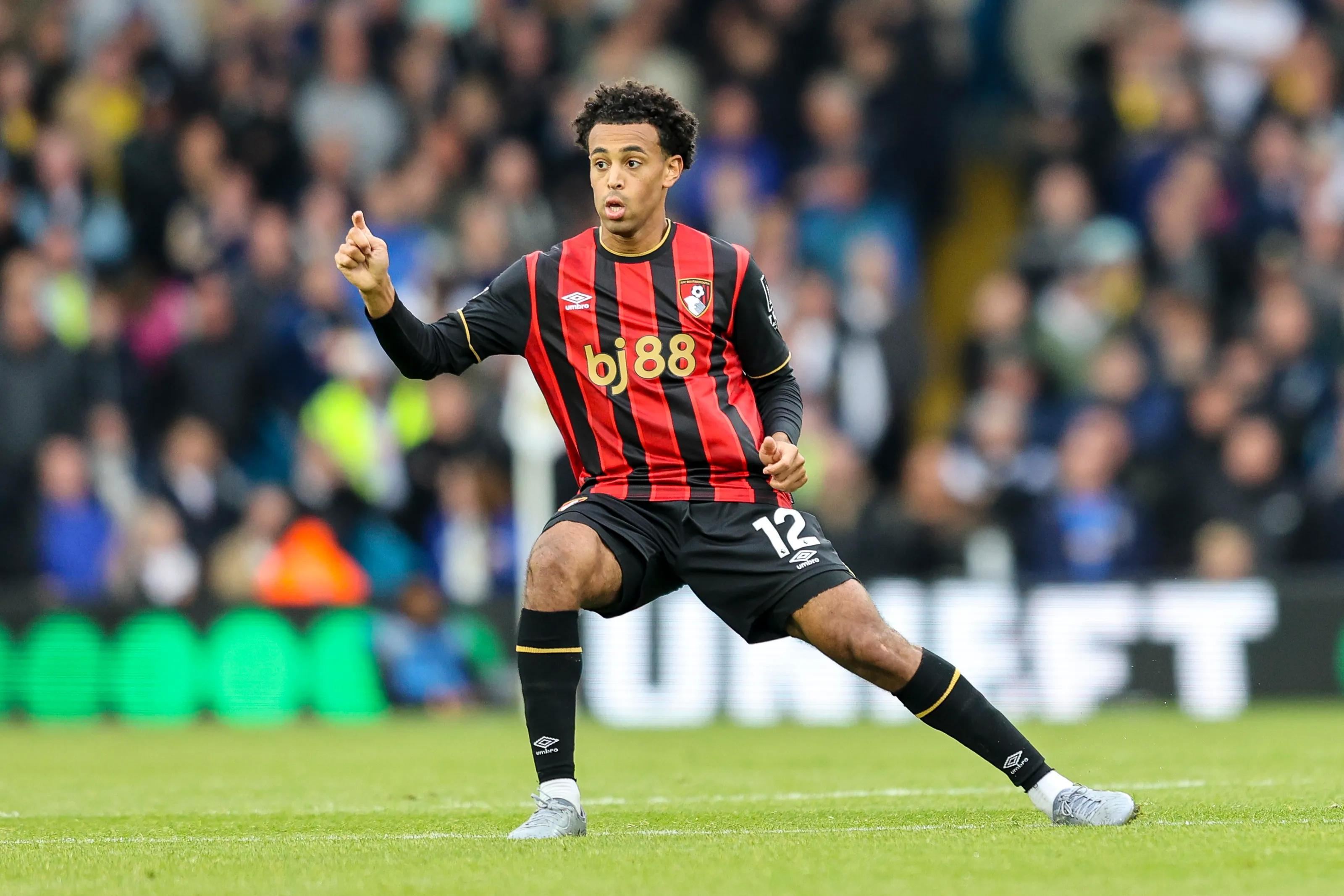  伯恩茅斯官方：亚当斯韧带撕裂，伤缺2到3个月；曼联曾有意