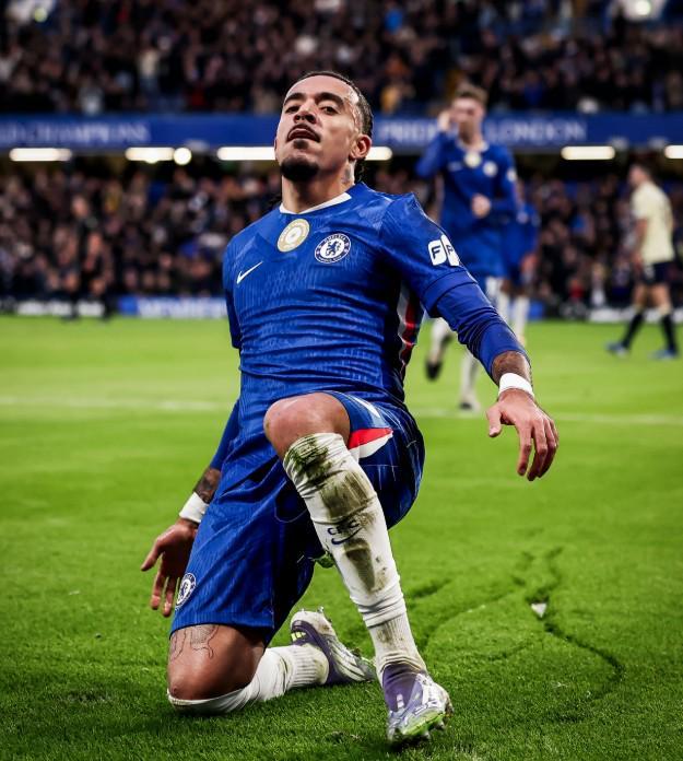  米体：尤文补强右后卫有意帕莱斯特拉，古斯托是替代方案