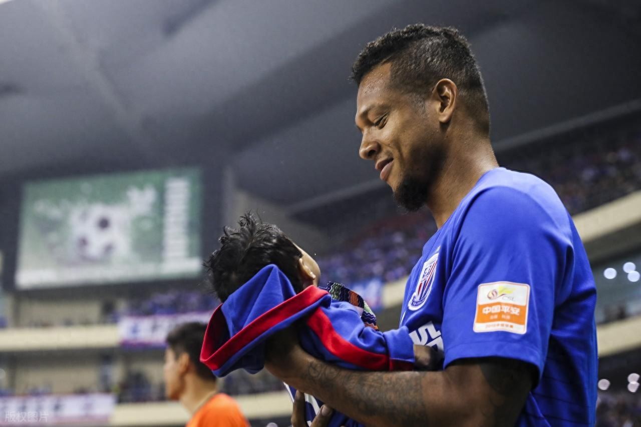 意外！前上海申花大牌外援试图3次自杀：酗酒成瘾毁掉我职业生涯