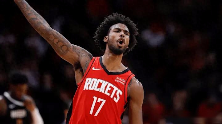 火箭惜败国王！伊森阿门高效，2锋线迷失，谢泼德+申京末节崩盘！