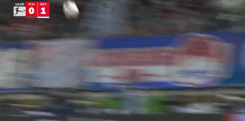 第15分钟，斯塔尼希奇头球破门，拜仁1-0海登海姆