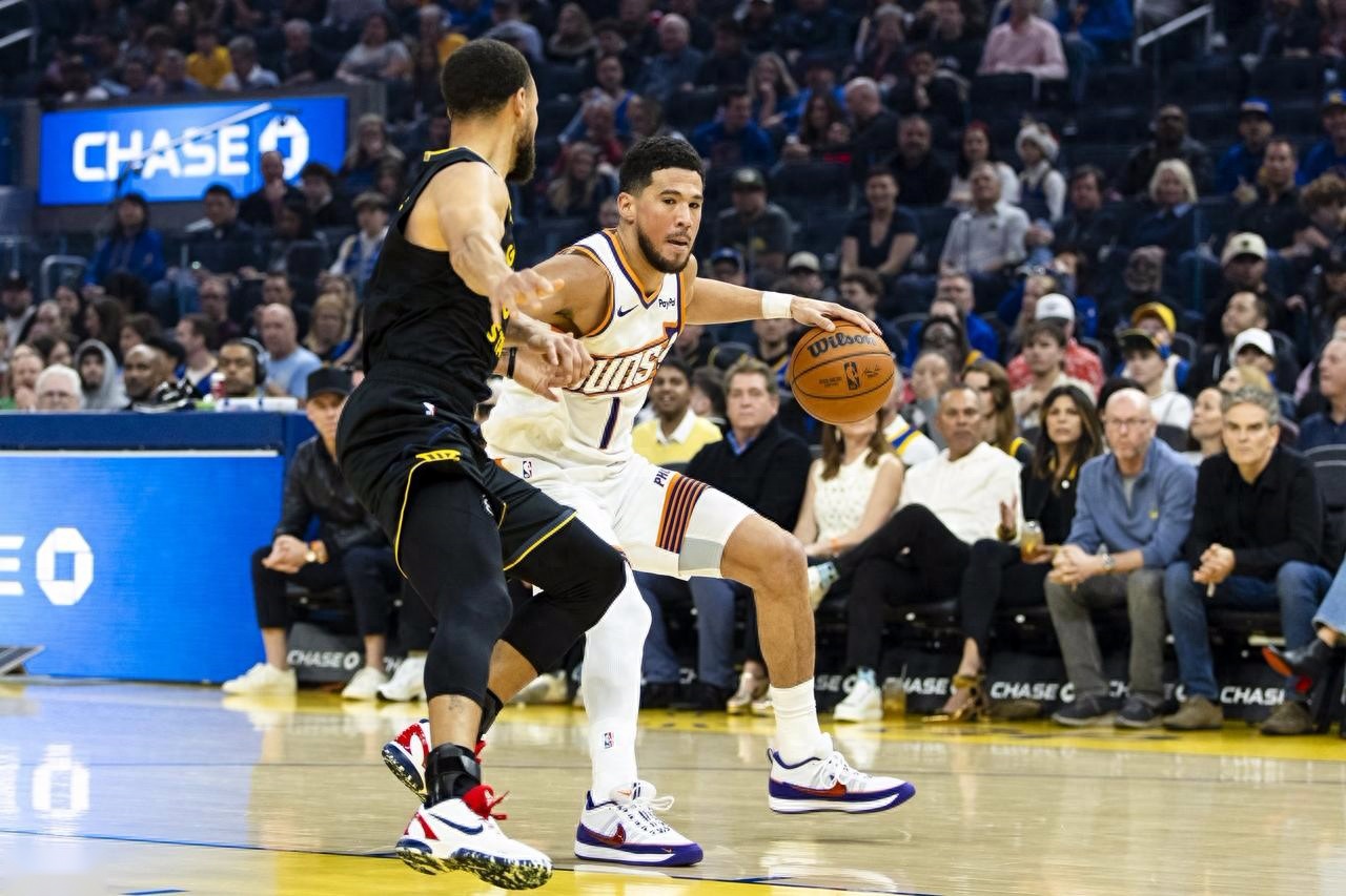 止住颓势！库里28+9追梦遭驱逐 勇士险胜太阳终结3连败