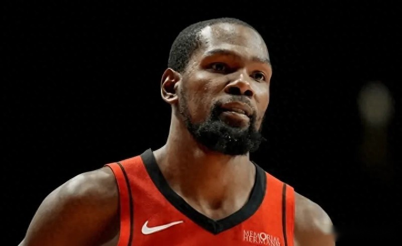 乌度卡真别顾及申京了！放权后，杜兰特统治胜局，谢泼德盘活全队