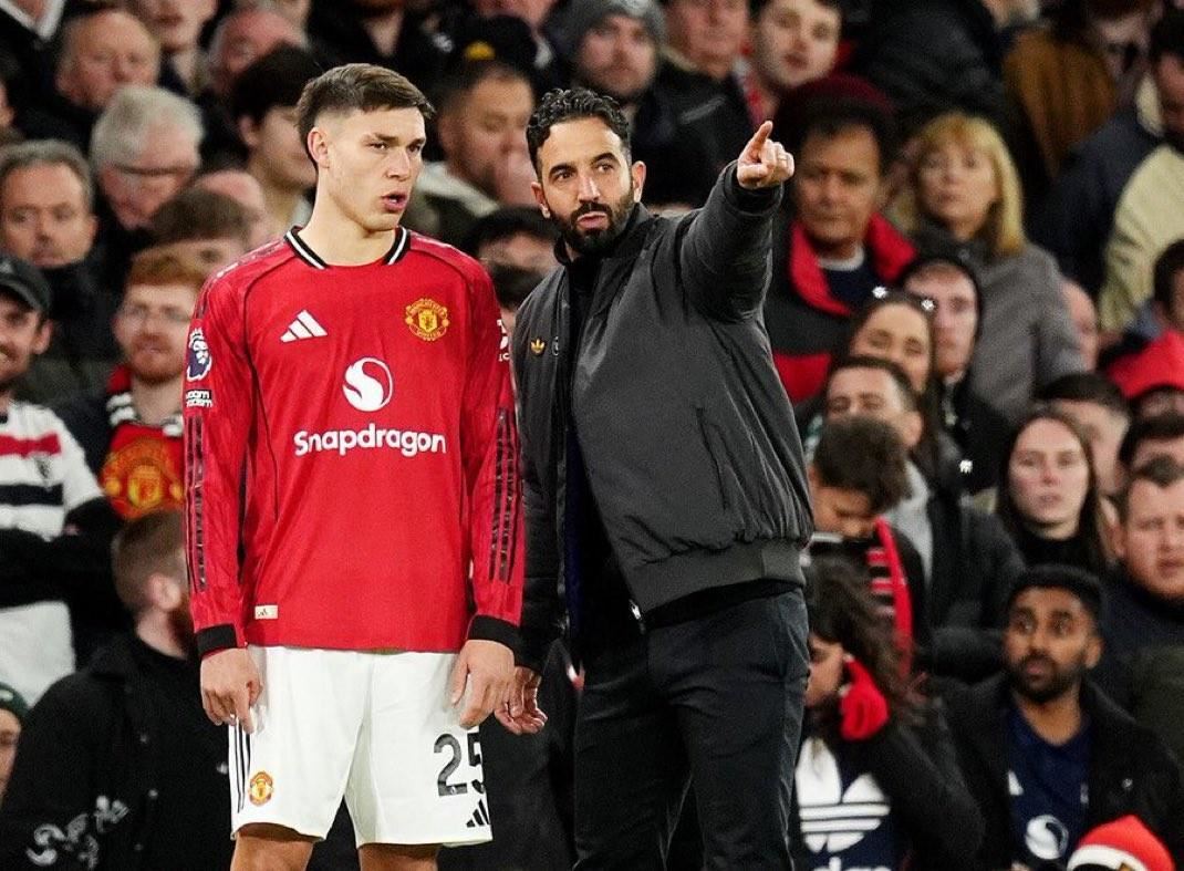 一言难尽,乌加特一脚长传直接出底线,失误直接导致对方射门