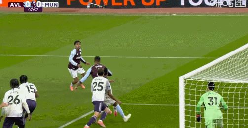 半场战报：曼联1-1维拉，罗杰斯世界波，库尼亚闪电扳平