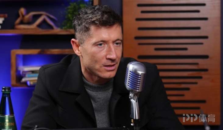 莱万澄清“希望梅西不是说空话”：我的话翻译后被误解了