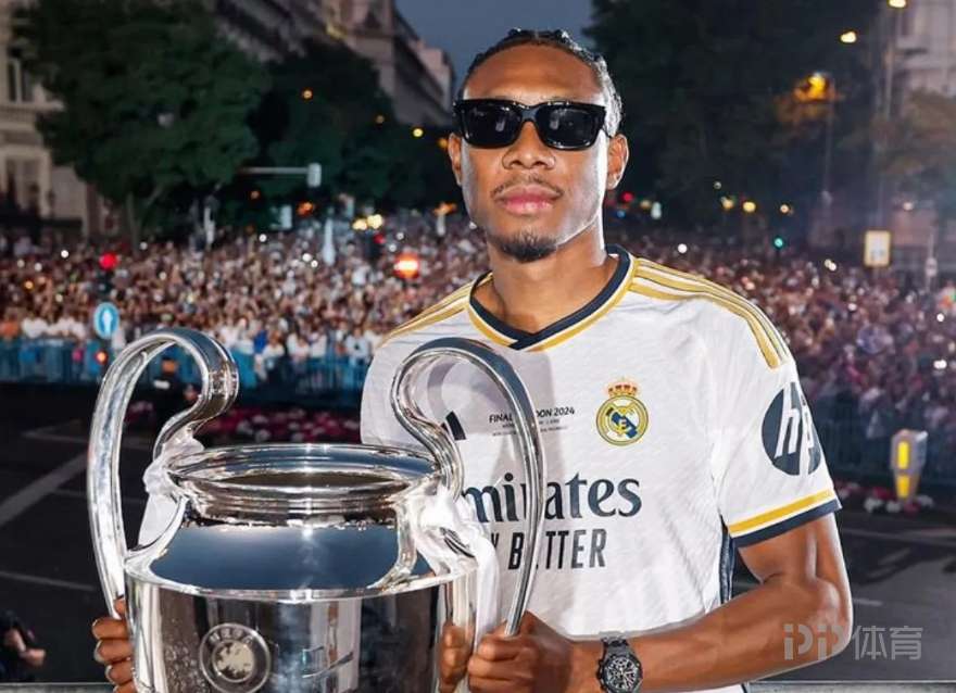 罗马诺：阿拉巴预计明夏自由身离开皇马 情况很明确