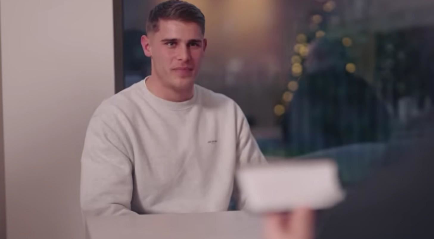 范德芬：儿时足球偶像是普约尔；遇到过的最难缠的前锋是凯恩