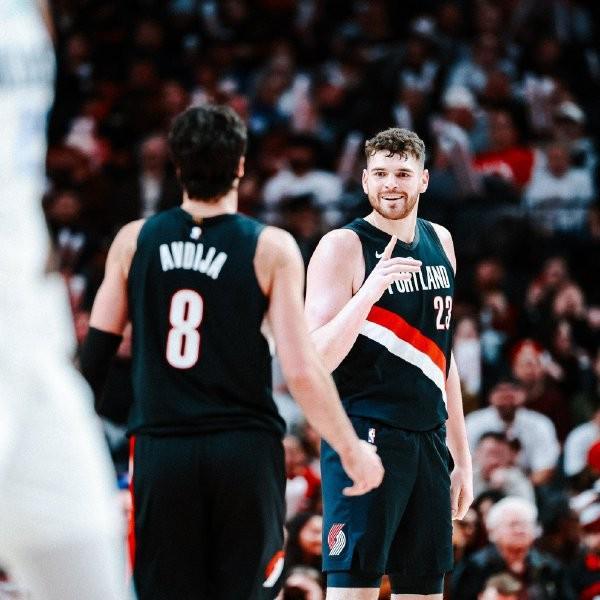 连场两双,克林根10中8得18分11板1助0失误,三分4中2