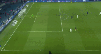 第51分钟，热贝尔点射命中，巴黎FC1-1扳平巴黎圣日耳曼