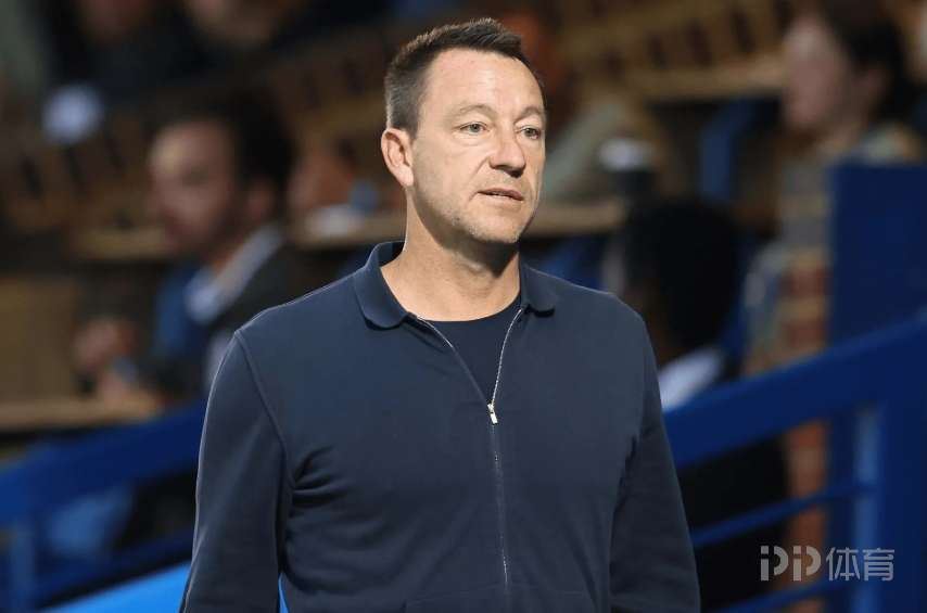  特里回复网友质疑：请不要说我没有资格 没人比我更懂蓝军