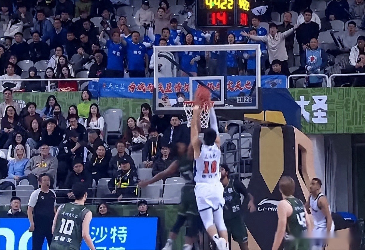  广东87-71战胜同曦 球员评价：焦泊乔满分，4人及格，5人低迷