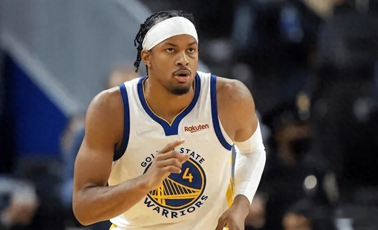 勇士126-113尼克斯 球员评价:3人满分,4人及格,3人低迷