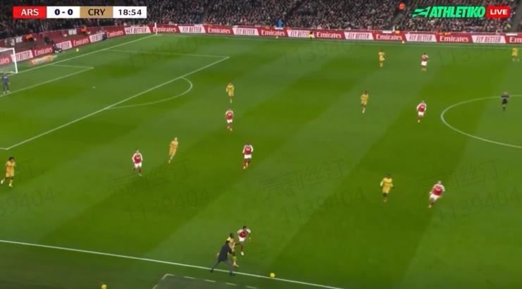  阿尔特塔总是在边线指挥？巴特：要是我就从他头上扔界外球