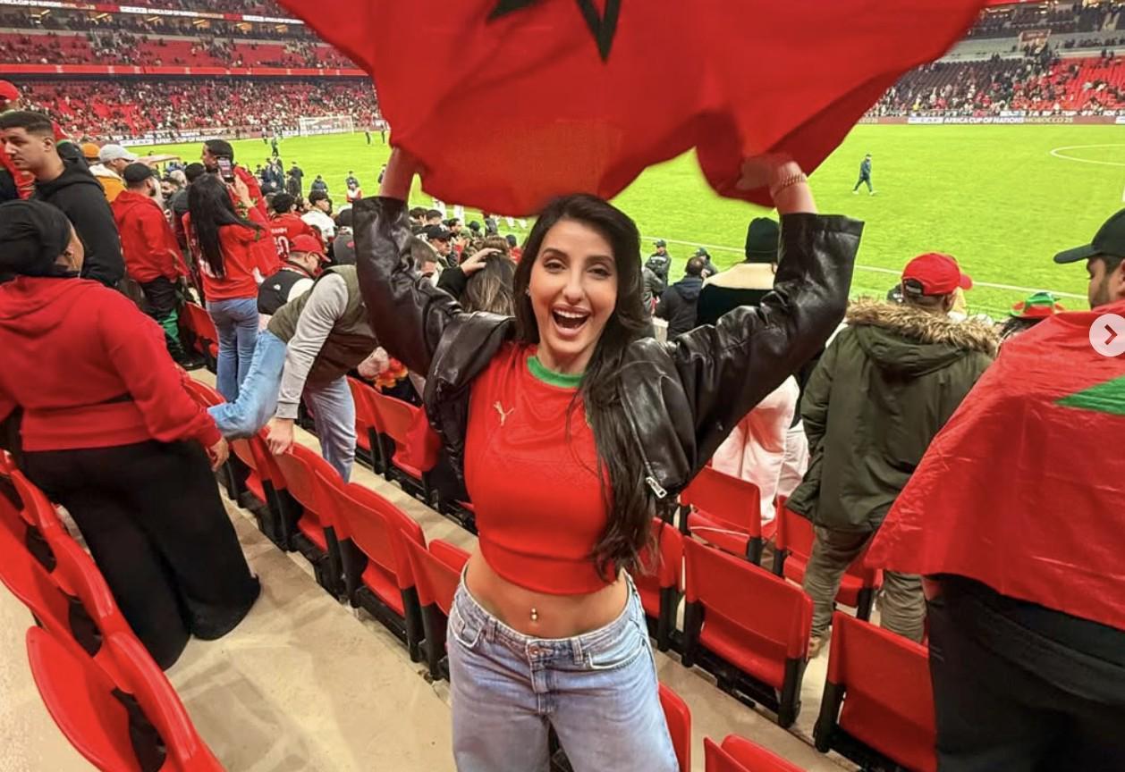 图片报介绍阿什拉夫绯闻对象法泰希：知名歌手、宝莱坞女演员