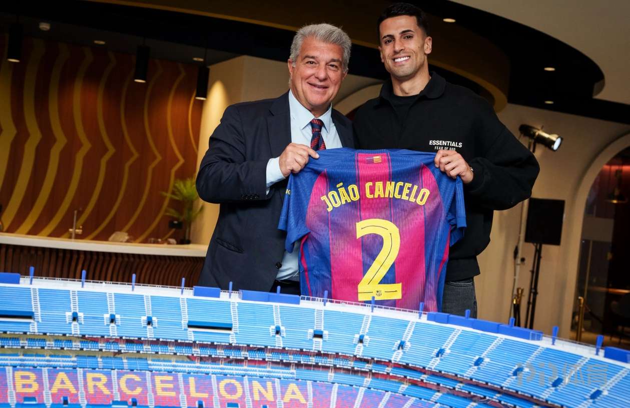 坎塞洛重返巴萨