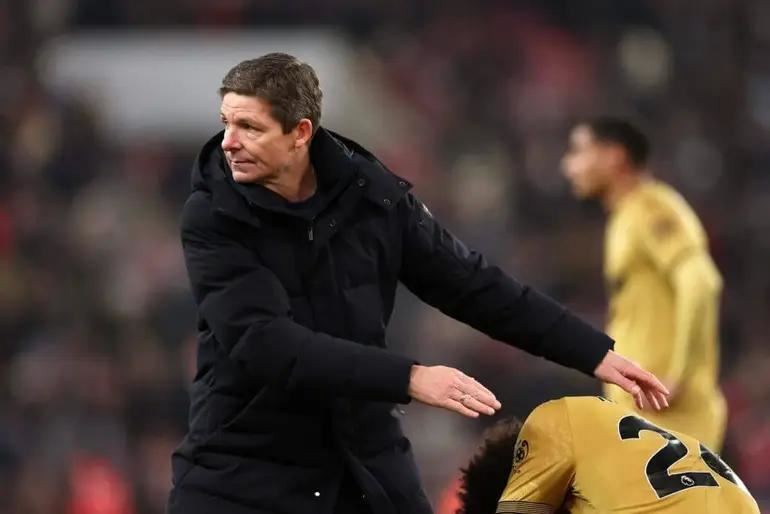 格拉斯纳:不理解比赛前一天出售队长的行为,我真的无法接受