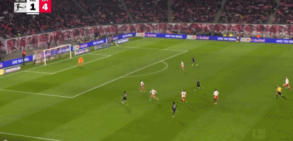 第88分钟，穆西亚拉登场就送助攻，奥利塞破门，拜仁5-1莱比锡