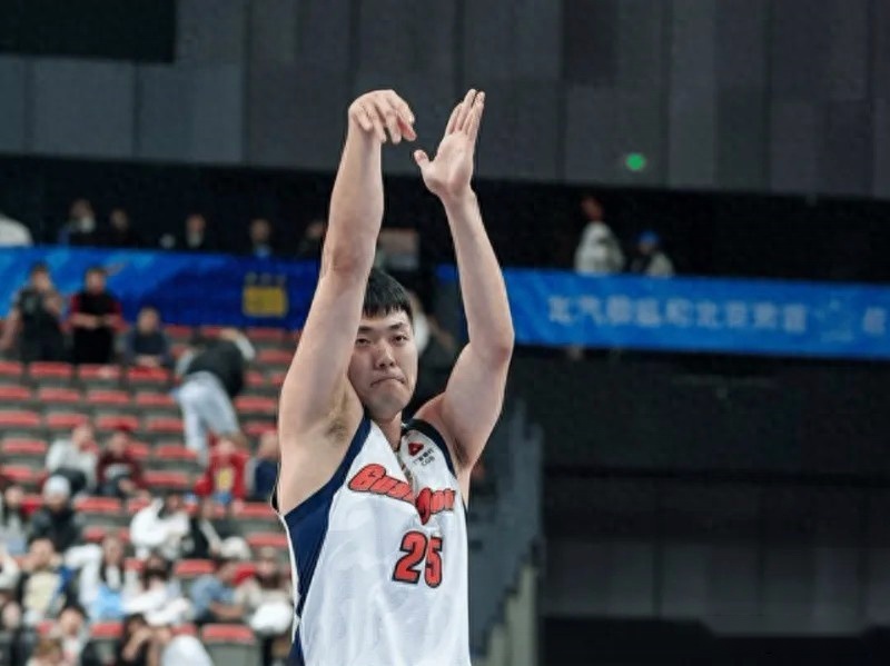  被北控绝杀4将真战犯！徐杰连崩，2将防守纯送，奎因能力不佳！