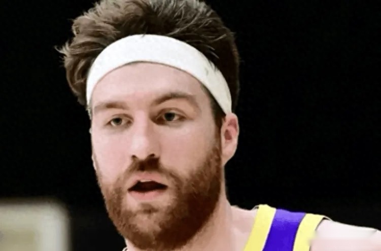 湖人116-132开拓者迎2喜2忧!捡宝蒂米,文森特纯毒瘤,防守大空