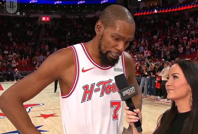 不再打铁,杜兰特:我和贾巴里都经历一段短暂艰难的投篮低谷