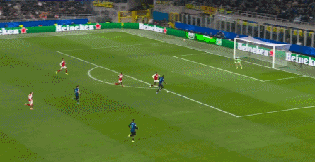 第18分钟，苏契奇后插上推射破门，国米1-1！