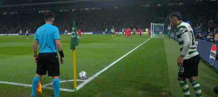 第74分钟，打破僵局，路易斯-苏亚雷斯后点推射远角破门，葡萄牙体育1-0