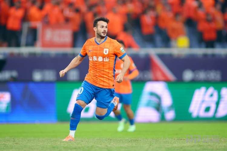 山东泰山官方：与32岁外援卡扎伊什维利完成续约