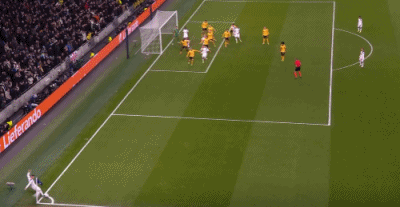 半场战报：热刺2-0多特，罗梅罗建功，斯文松染红