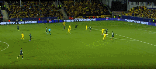 第58分钟，技惊四座！海于格轰出世界波，博德闪耀3-0曼城