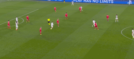 第64分钟，再下一城，乔纳森-戴维助攻麦肯尼前插推射破门，尤文2-0