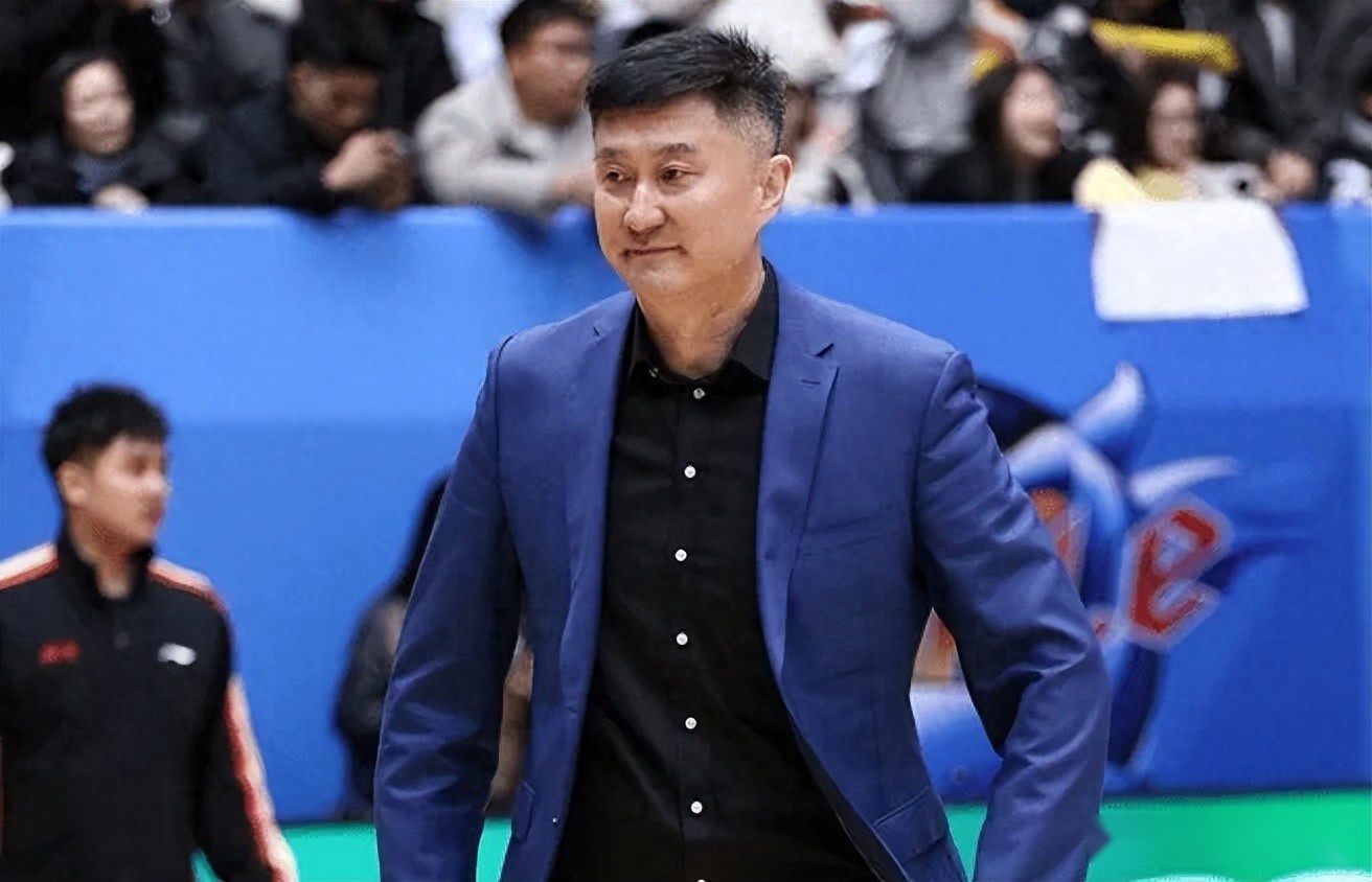 广东胜吉林发布会!杜锋再展语言魅力,焦泊乔点出拼劲伤势无碍!