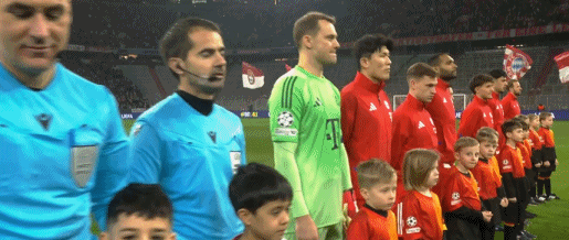 半场:拜仁0-0圣吉罗斯联合,比赛沉闷,诺伊尔救险