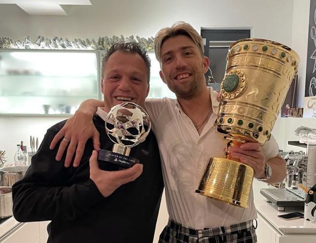 坎普尔：我哥去世后我每天都去墓地；遇到的最强对手是维尔茨