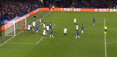 第78分钟，打破僵局！福法纳头球后蹭，凯塞多头槌破门，切尔西1-0领先