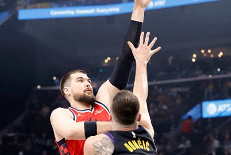 快船配角熬出头了!祖巴茨+柯林斯统治级表现,替补还有3支点!