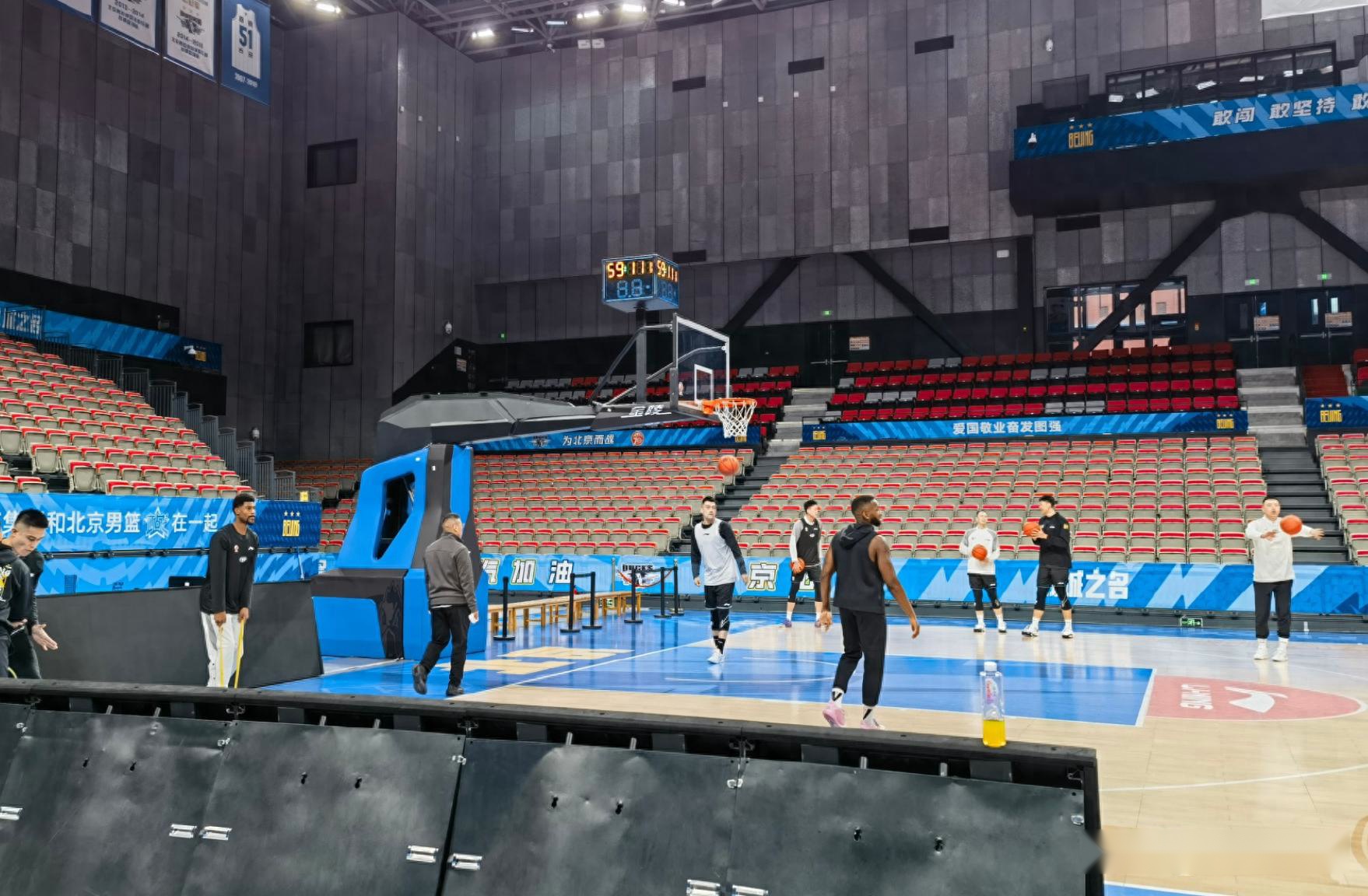 备战宁波!周琦斯佩尔曼伤停，丘天复出，许利民采访力挺范子铭！