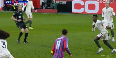 第73分钟，沃顿飞铲凯塞多，裁判将其两黄变一红罚下