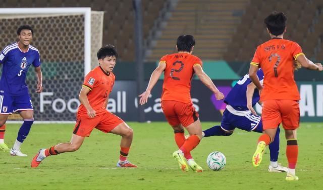 记者：徐彬与中国U23在吉达告别，已正式启程前往英国迎接新挑战