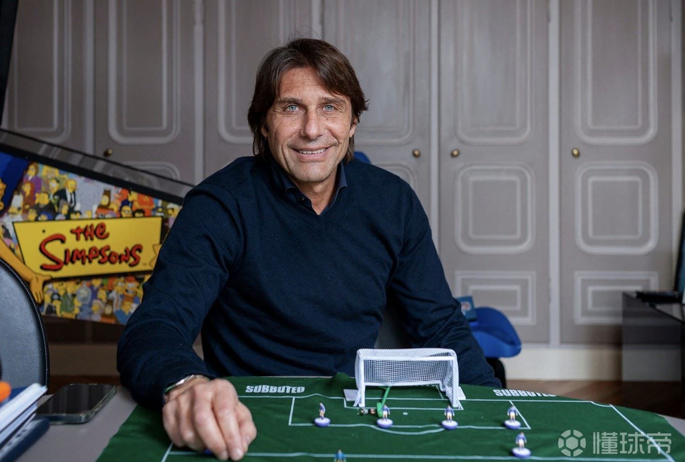  记者介绍生活中的孔蒂：曾为重病的热刺球迷录制了祝福视频