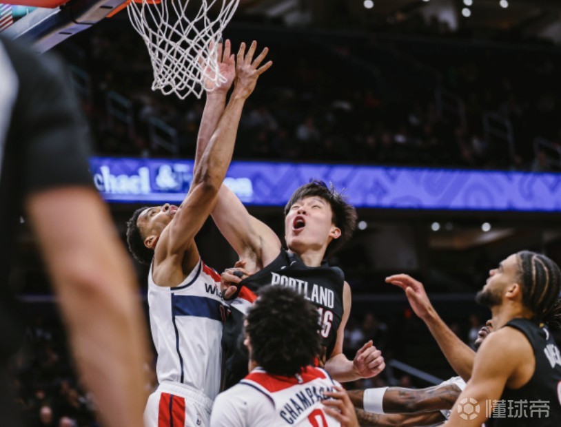  杨瀚森：萨尔变强壮了也在NBA站稳了脚跟，我需要向他学习