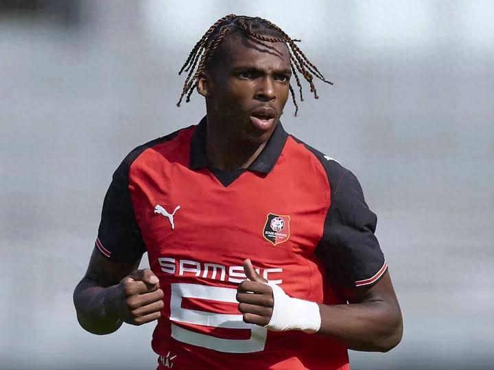  转会1+2：切尔西PK两强争法甲20岁新星 曼联有意夏窗追巴萨旧将