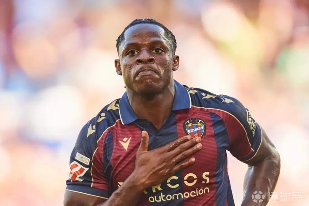  每体：巴萨已决定不参与竞购埃永，目光转向顶级水准的前锋