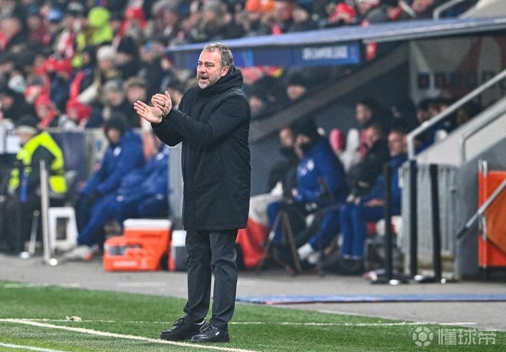 弗里克麾下的巴萨欧冠场均进2.9球，仅他执教的拜仁数据更高