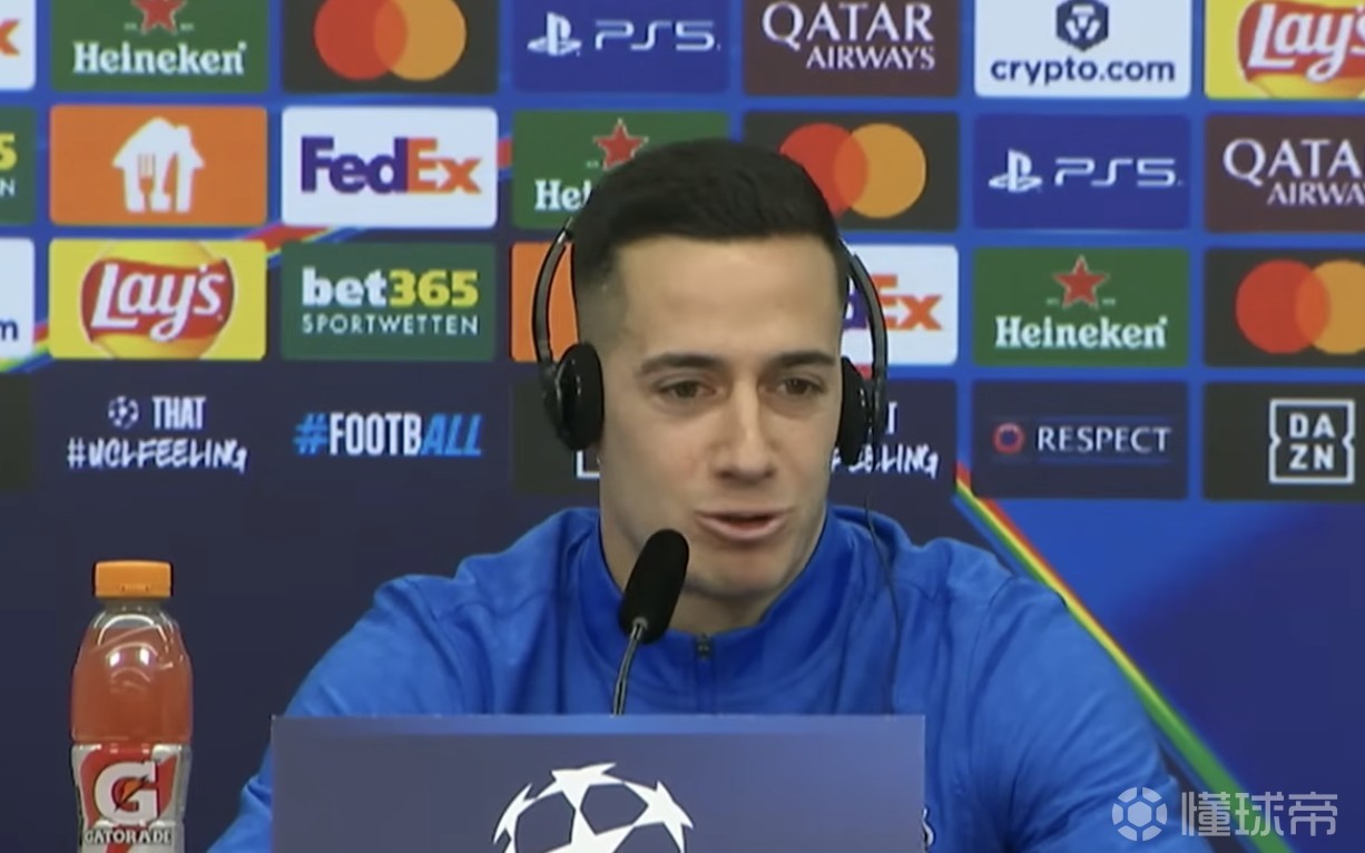  巴斯克斯：赛季前半段对我来说非常困难；我希望成为一个榜样