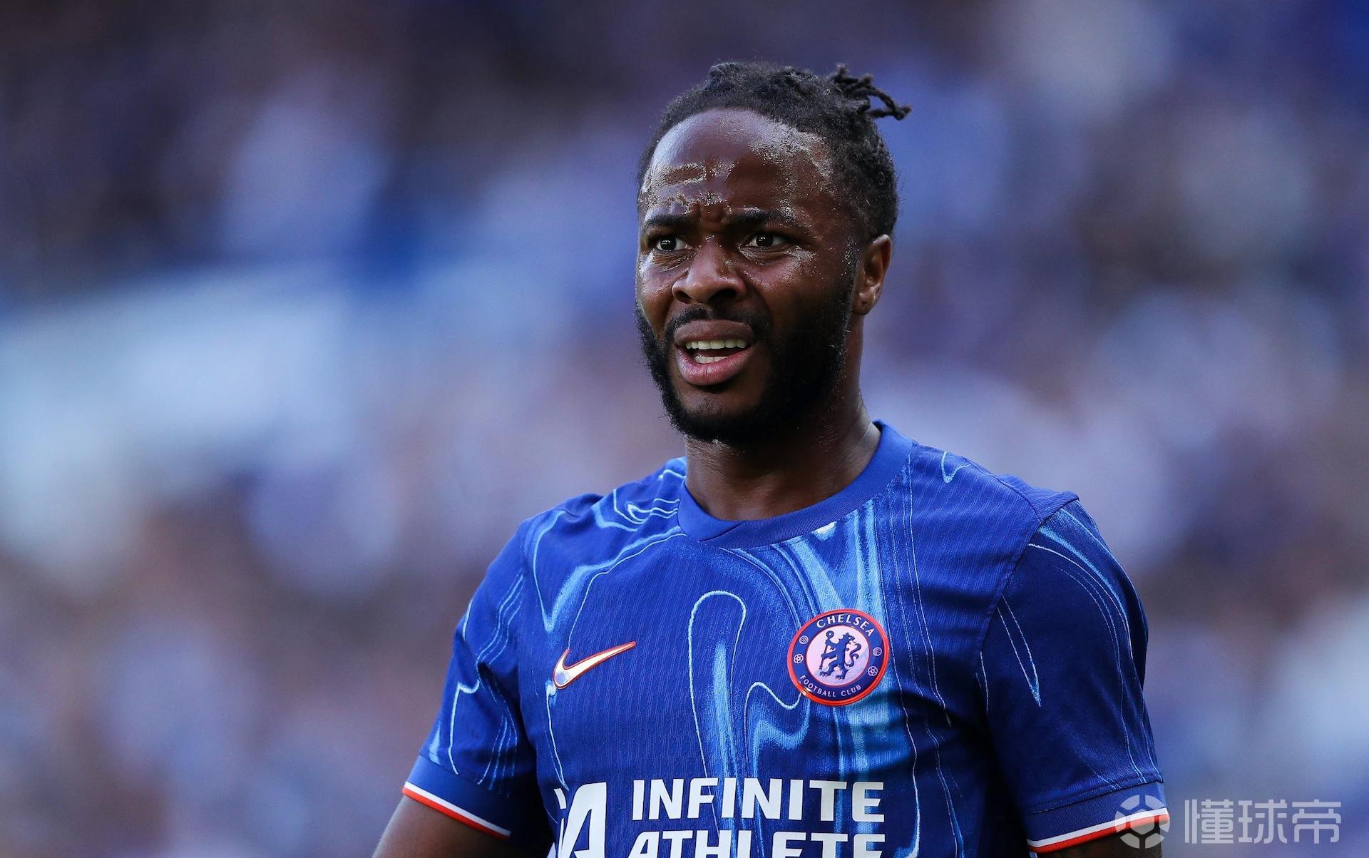 名记：那不勒斯已联系斯特林的经纪人，交易竞争十分激烈