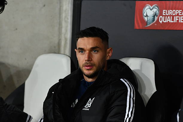  名记：里昂全力推进亚列姆丘克交易，准备先租后买引进