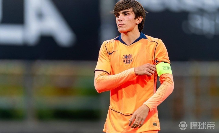  迪马：科莫和巴萨正在交换昆卡转会文件，球员将外租希洪体育